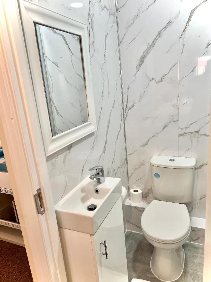 Aldgate Holiday Rooms 伦敦 外观 照片
